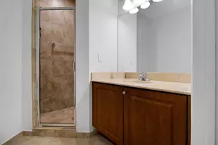 5095 Madison Lakes Circle E, Davie, FL 33328 - Photo 19