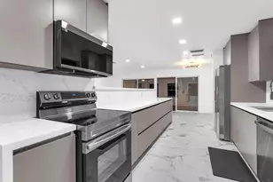 2021 NE 59th Pl, Fort Lauderdale, FL 33308 - Photo 11