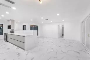 2021 NE 59th Pl, Fort Lauderdale, FL 33308 - Photo 9