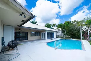 1260 NW 101st Ave, Plantation, FL 33322 - Photo 21