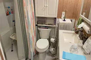 8620 SW 22nd St, Davie, FL 33324 - Photo 9