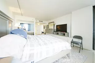 2480 Presidential Way, West Palm Beach, FL 33401 - Photo 17