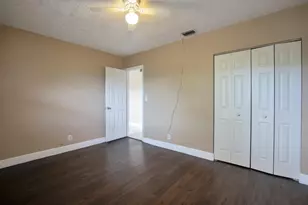 4061 N Dixie Hwy, Oakland Park, FL 33334 - Photo 7