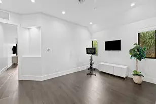 317 NE 15th Ave, Fort Lauderdale, FL 33304 - Photo 17