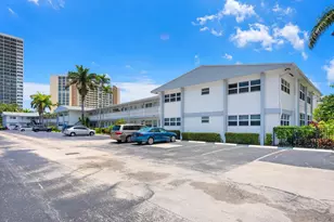 3131 S Ocean Dr, Hallandale Beach, FL 33009 - Photo 19