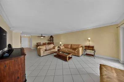 111 N Pompano Beach Boulevard #1102, Pompano Beach, FL 33062 - Photo 7