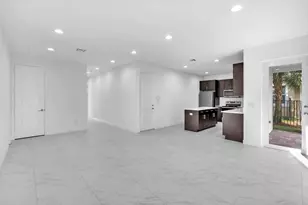 6947 Pines Cir, Pompano Beach, FL 33073 - Photo 7