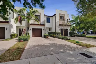 20741 NE 5th Ct, Miami, FL 33179 - Photo 3