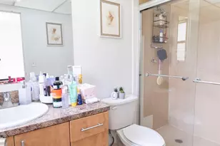 1810 N Lauderdale Ave, North Lauderdale, FL 33068 - Photo 11