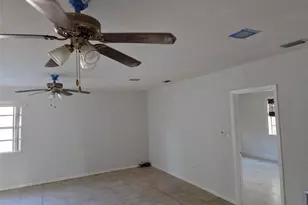 405 SW 79th Terrace, North Lauderdale, FL 33068 - Photo 25