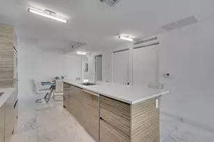 460 NE 28th St, Miami, FL 33137 - Photo 21