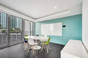 488 NE 18th St, Miami, FL 33132 - Photo 41