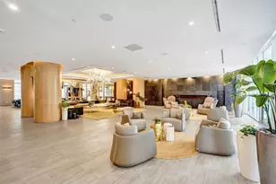 488 NE 18th St, Miami, FL 33132 - Photo 35