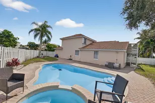 1023 Fairfax Circle, Boynton Beach, FL 33436 - Photo 37