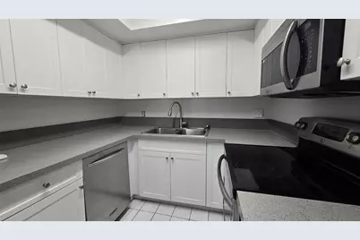 6200 S Falls Circle Drive #105, Lauderhill, FL 33319 - Photo 5