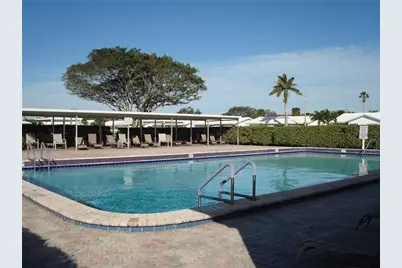 5809 NW 85th Avenue, Tamarac, FL 33321 - Photo 11