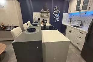 15610 NE 6th Ave Unit, Miami, FL 33162 - Photo 9