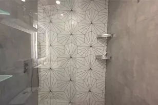 15610 NE 6th Ave Unit, Miami, FL 33162 - Photo 27