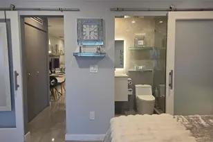 15610 NE 6th Ave Unit, Miami, FL 33162 - Photo 31