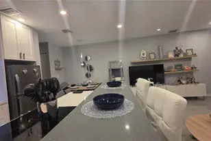 15610 NE 6th Ave Unit, Miami, FL 33162 - Photo 37