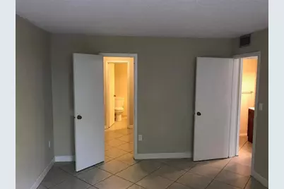 1805 Sans Souci Boulevard #403, North Miami, FL 33181 - Photo 17