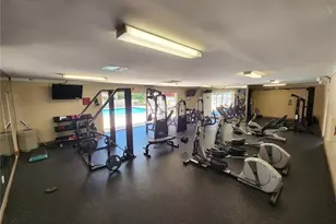 1805 Sans Souci Blvd, North Miami, FL 33181 - Photo 37