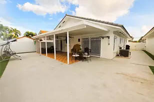 8771 NW 141st Terrace, Miami Lakes, FL 33018 - Photo 35