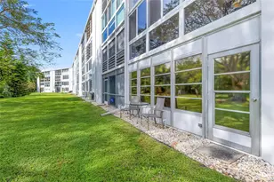 1032 Oakridge D Unit, Deerfield Beach, FL 33442 - Photo 31