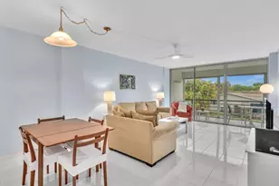 109 Royal Pk Dr, Oakland Park, FL 33309 - Photo 3