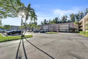 7060 Nova Dr, Davie, FL 33317 - Photo 3