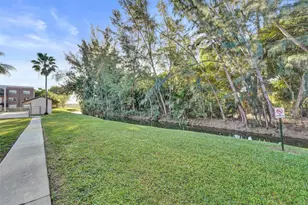 7060 Nova Dr, Davie, FL 33317 - Photo 31