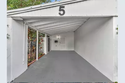 5 Middlesex Drive #5, Wilton Manors, FL 33305 - Photo 3