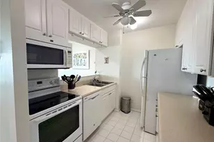 3233 NE 34th St, Fort Lauderdale, FL 33308 - Photo 5