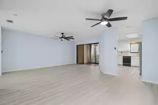 3351 Emerald Oaks Dr, Hollywood, FL 33021 - Photo 7