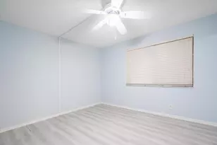 3351 Emerald Oaks Dr, Hollywood, FL 33021 - Photo 25