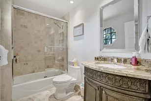 73 Nurmi Dr, Fort Lauderdale, FL 33301 - Photo 25