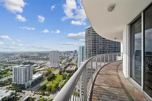 1750 N Bayshore Dr, Miami, FL 33132 - Photo 15