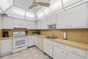 405 N Ocean Blvd, Pompano Beach, FL 33062 - Photo 11