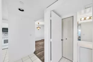 9580 Weldon Cir Unit, Tamarac, FL 33321 - Photo 23