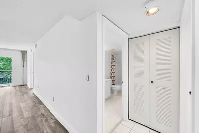 9580 Weldon Circle #408k, Tamarac, FL 33321 - Photo 15