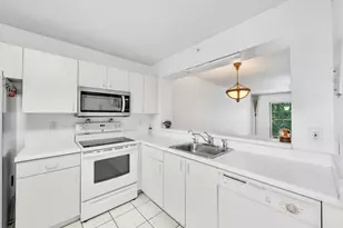9580 Weldon Cir Unit, Tamarac, FL 33321 - Photo 9