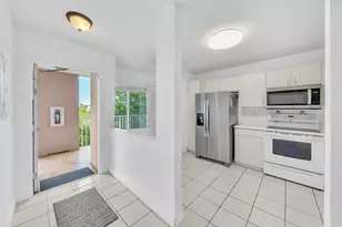 9580 Weldon Cir Unit, Tamarac, FL 33321 - Photo 41