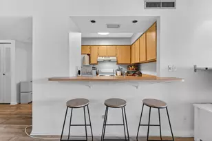 2205 S Cypress Bend Dr, Pompano Beach, FL 33069 - Photo 3