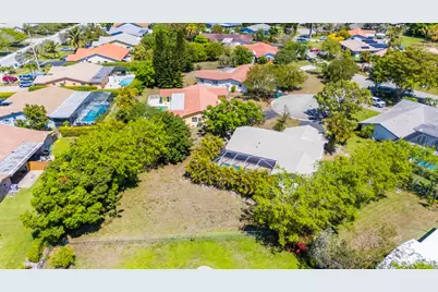 4250 NW 107th Avenue, Coral Springs, FL 33065 - Photo 21