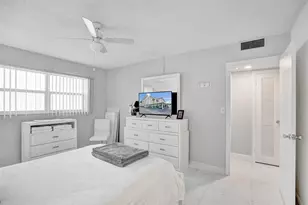 804 SE 7th St, Deerfield Beach, FL 33441 - Photo 15