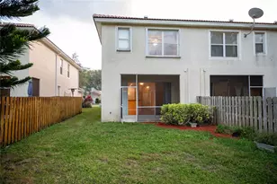 9675 Lago Dr, Boynton Beach, FL 33472 - Photo 17