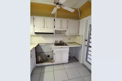 2050 NE 39th Street #312E, Pompano Beach, FL 33064 - Photo 11