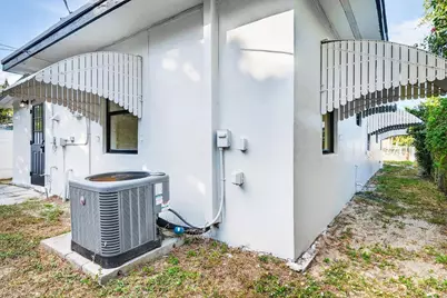 1214 Peak Road, Lantana, FL 33462 - Photo 27