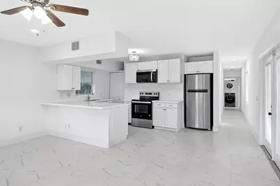 1214 Peak Road, Lantana, FL 33462 - Photo 5