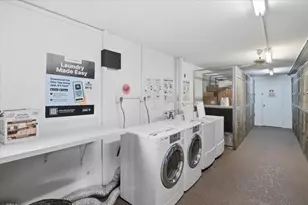 13300 SW 1st St, Pembroke Pines, FL 33027 - Photo 23